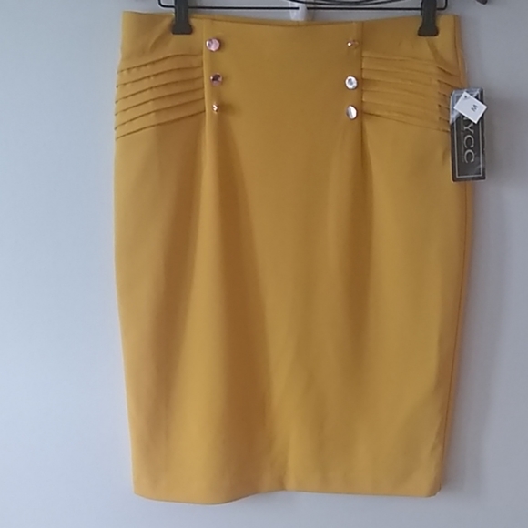 NYCC Dresses & Skirts - NYCC  Skirt, Size medium, color bright yellow